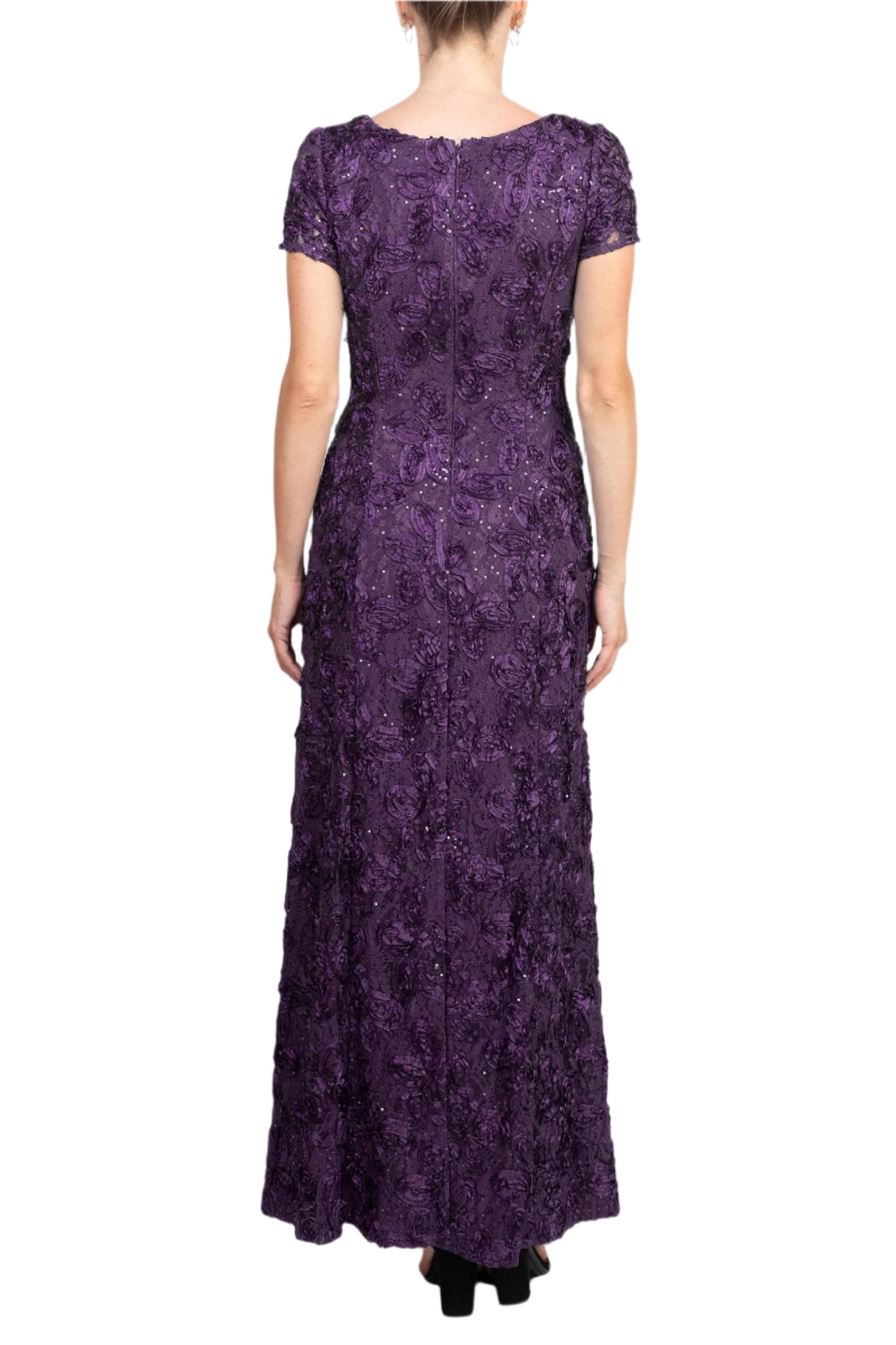 Alex Evenings Scoop Neck Short Sleeve Zipper Back Embellished Lace Dress| Available at Curated Brands in Los Angeles Alex Evenings Scoop Neck Short Sleeve Zipper Back Embellished Lace Dress| Available at Curated Brands in Los Angeles