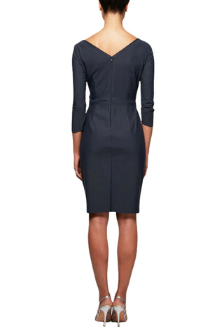 Robe fourreau à corsage à surplis et manches courtes Alex Evenings