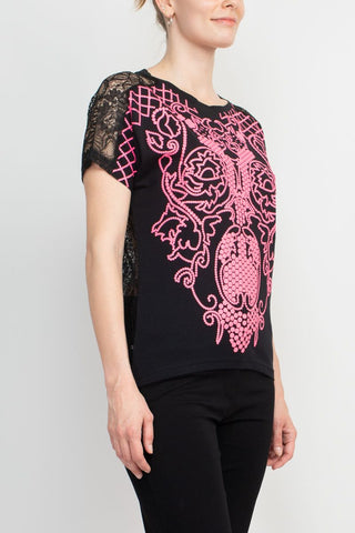 Blusa de licra bordada con cuello redondo y manga corta de Alberto Makali