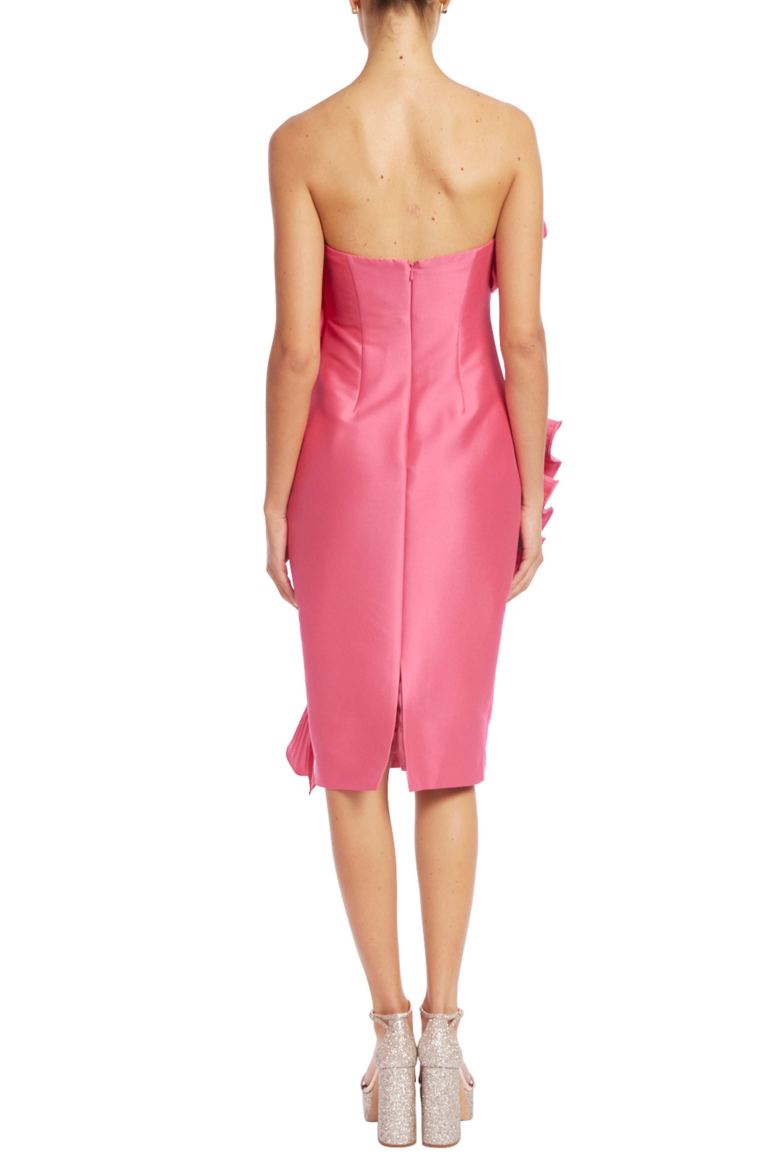 Badgley Mischka Asymmetrical Pleated Ruffle Cocktail Dress Badgley Mischka Asymmetrical Pleated Ruffle Cocktail Dress