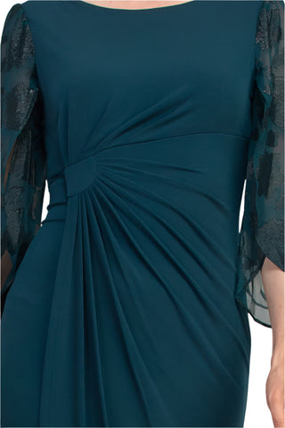 Robe fourreau transparente à manches trois-quarts et motif floral, détails torsadés sur le côté, Connected Apparel