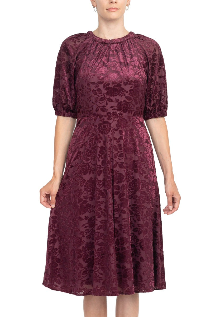 Robe en velours en ligne